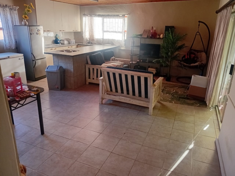 6 Bedroom Property for Sale in Heiderand Western Cape